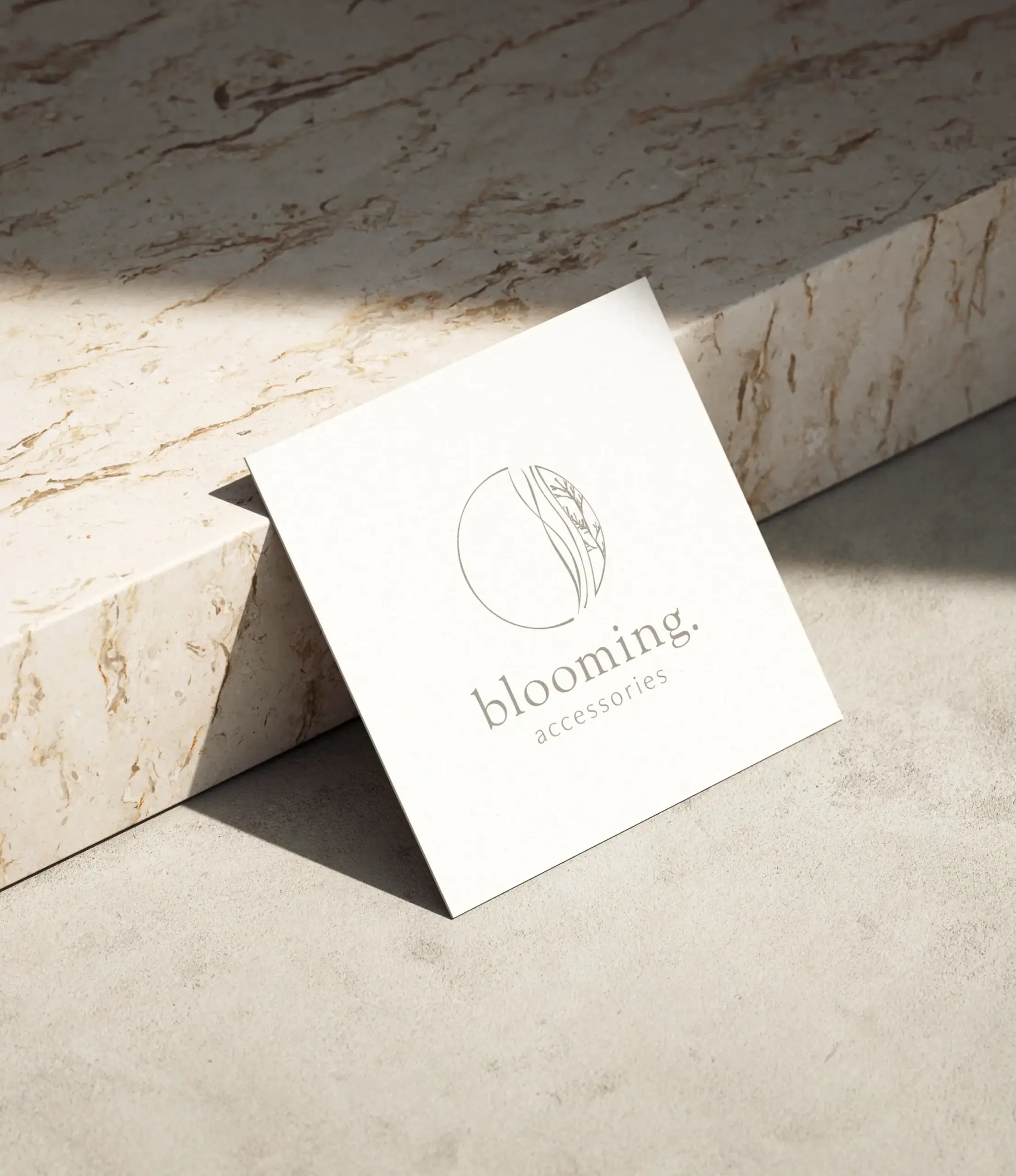 作家blooming様のロゴデザインモックアップ